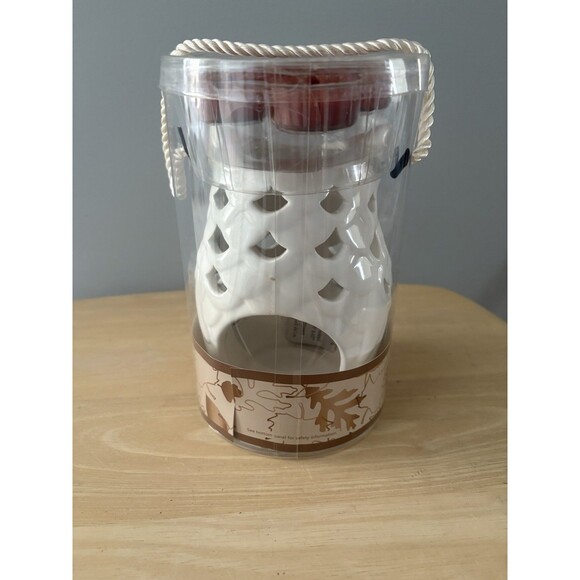 Yankee Candle White Porcelain Owl Tea Light Candle Holder Autumn Wreath NEW - Picture 5 of 10